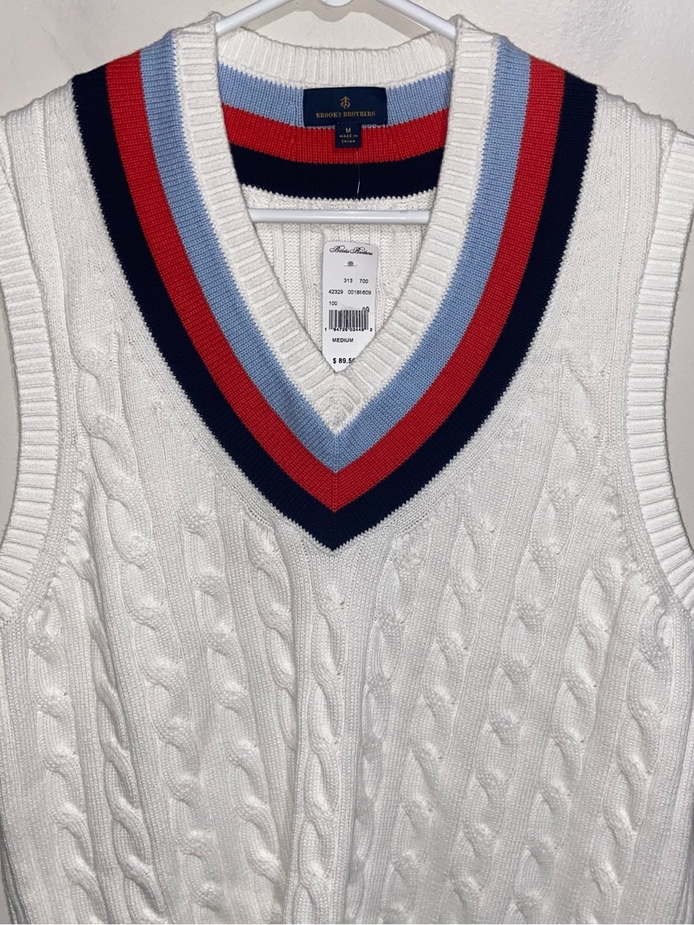 Brooks Brothers Sweater Vest Mens Medium Cable Knit Tennis Preppy Old Money New - Picture 3 of 11